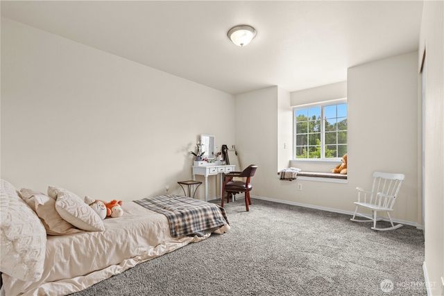 8627 136th Street E, Puyallup, WA 98373
