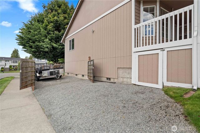 8627 136th Street E, Puyallup, WA 98373