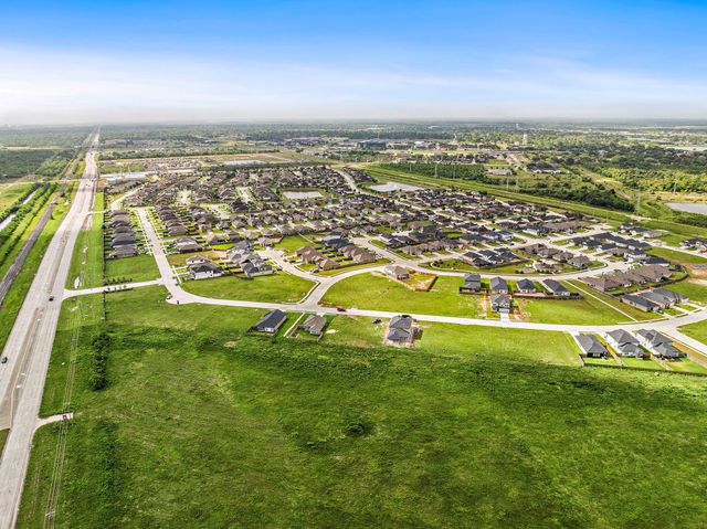 8104 Ocean Jasper Lane, Texas City, TX 77591