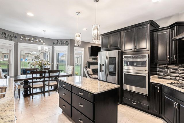 2976 Hartley Dr, Clarksville, TN 37043