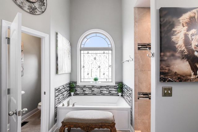 2976 Hartley Dr, Clarksville, TN 37043