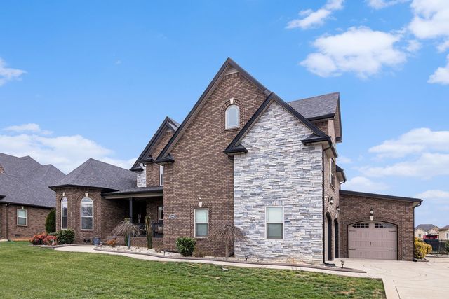 2976 Hartley Dr, Clarksville, TN 37043