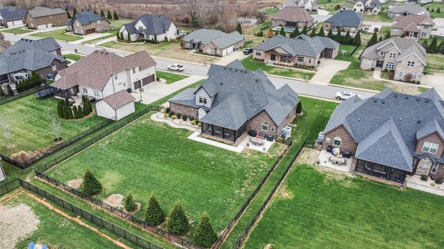 2976 Hartley Dr, Clarksville, TN 37043