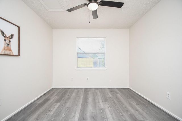 7129 Village Lake Drive, Cypress, TX 77433