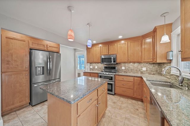 5 Richardson St., Medway, MA 02053