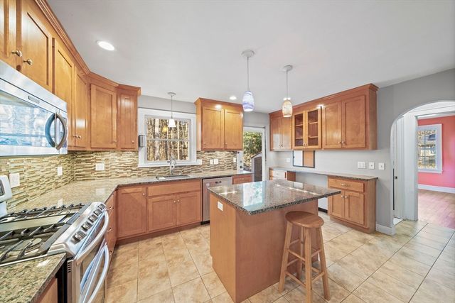 5 Richardson St., Medway, MA 02053