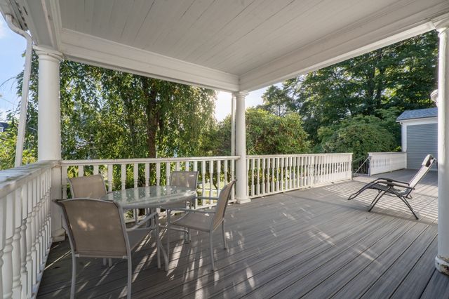 8 Parker Rd 4, Wakefield, MA 01880