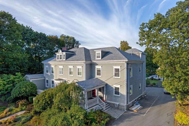 8 Parker Rd 4, Wakefield, MA 01880