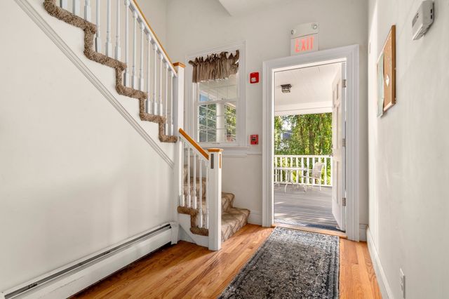 8 Parker Rd 4, Wakefield, MA 01880