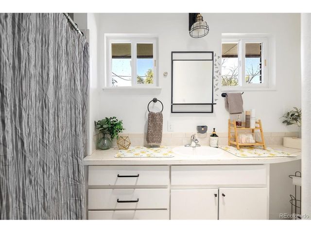 905 36th St, Boulder, CO 80303