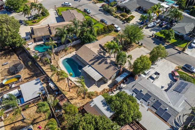 10937 Desert Sand Avenue, Riverside, CA 92505