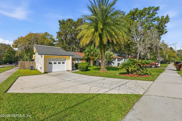 760 PLAINFIELD Avenue, Orange Park, FL 32073