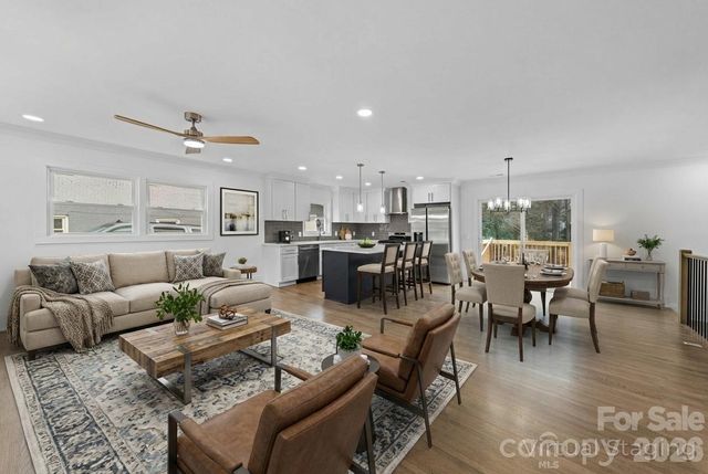 6521 Highwood Place, Charlotte, NC 28210