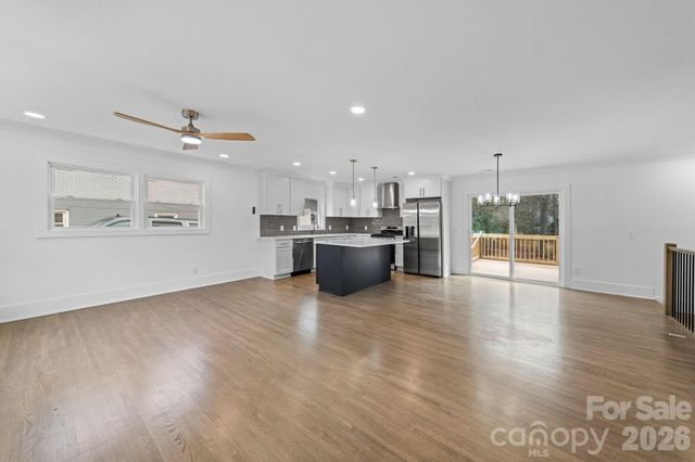 6521 Highwood Place, Charlotte, NC 28210