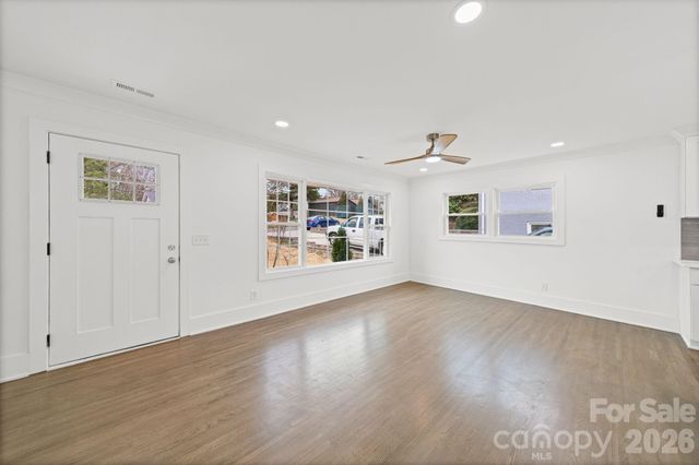 6521 Highwood Place, Charlotte, NC 28210