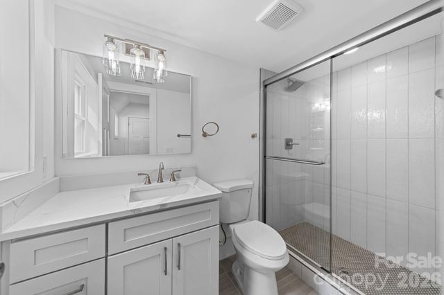 6521 Highwood Place, Charlotte, NC 28210