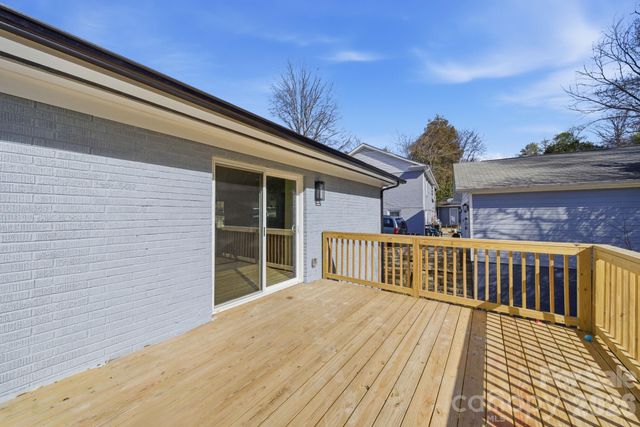 6521 Highwood Place, Charlotte, NC 28210