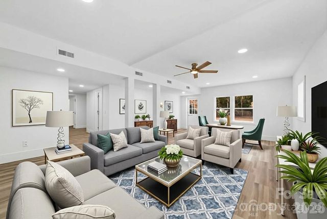 6521 Highwood Place, Charlotte, NC 28210