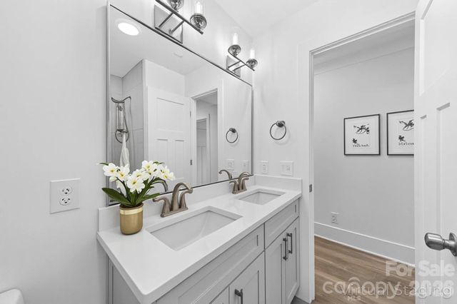 6521 Highwood Place, Charlotte, NC 28210