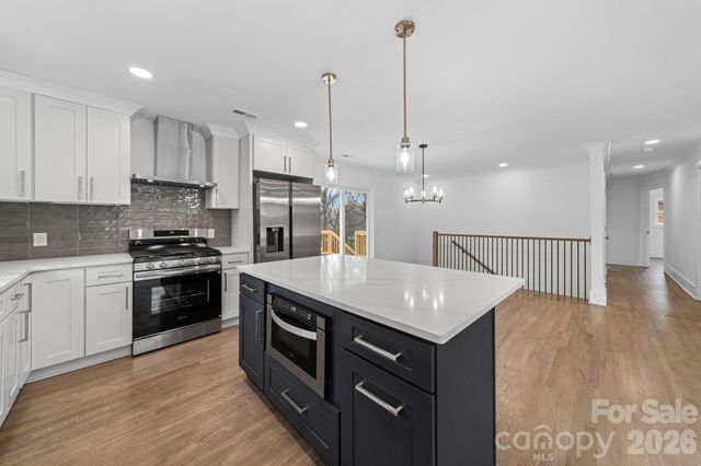 6521 Highwood Place, Charlotte, NC 28210