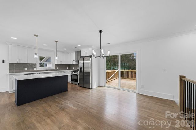 6521 Highwood Place, Charlotte, NC 28210