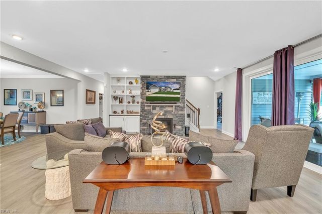 206 Selby CT, Suffolk, VA 23435