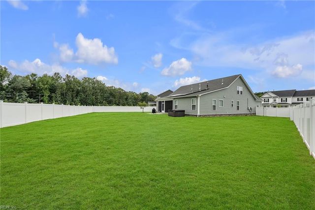 206 Selby CT, Suffolk, VA 23435