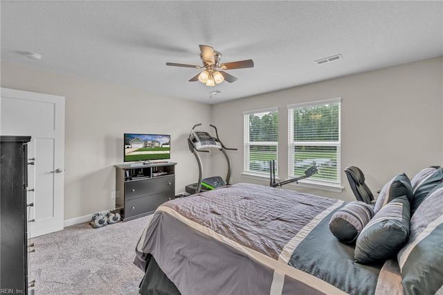 206 Selby CT, Suffolk, VA 23435