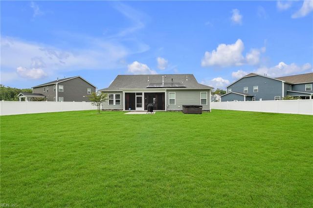 206 Selby CT, Suffolk, VA 23435