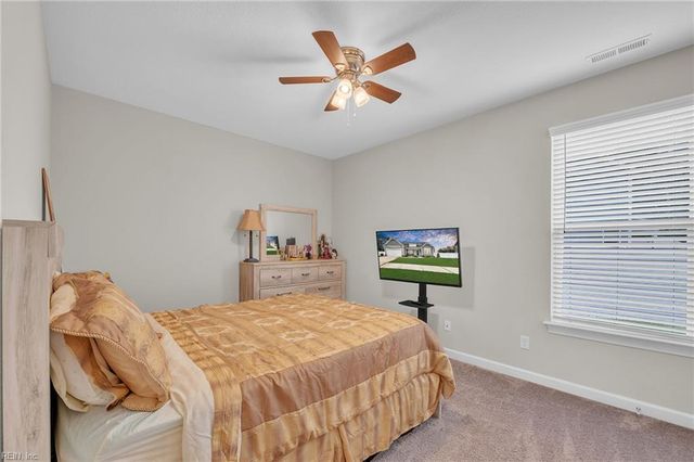 206 Selby CT, Suffolk, VA 23435