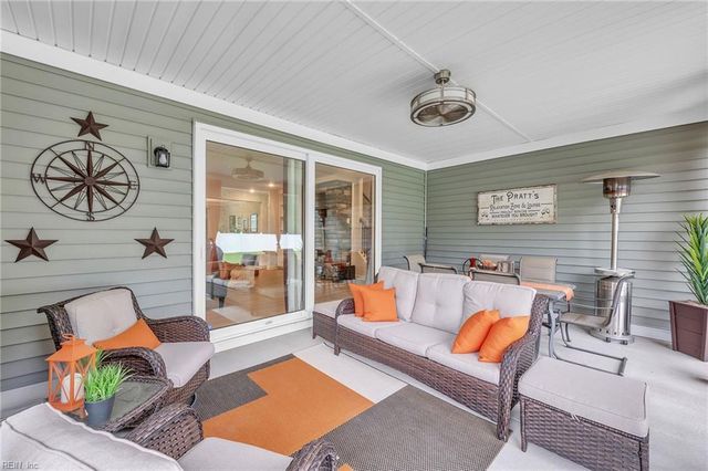 206 Selby CT, Suffolk, VA 23435