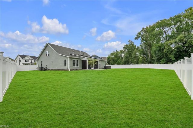 206 Selby CT, Suffolk, VA 23435