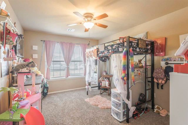 11520 SW 25th St, Yukon, OK 73099