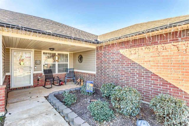 11520 SW 25th St, Yukon, OK 73099