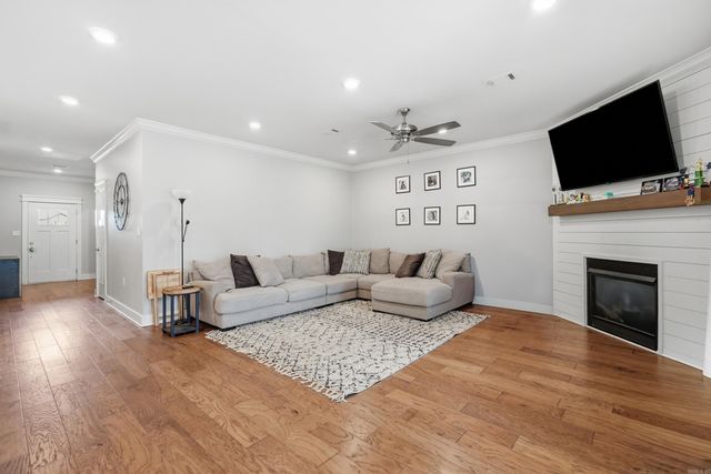120 Lydia Drive, Maumelle, AR 72113