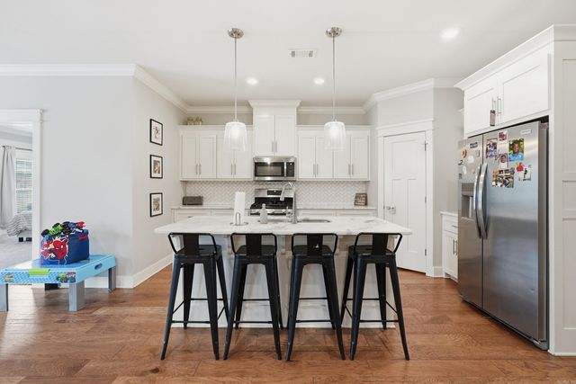 120 Lydia Drive, Maumelle, AR 72113
