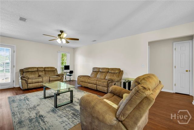 1112 Cornett Court, Hinesville, GA 31313