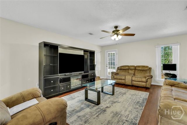 1112 Cornett Court, Hinesville, GA 31313