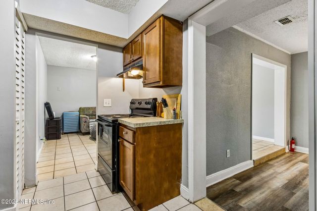 7086 QUEEN OF HEARTS Court, Jacksonville, FL 32210