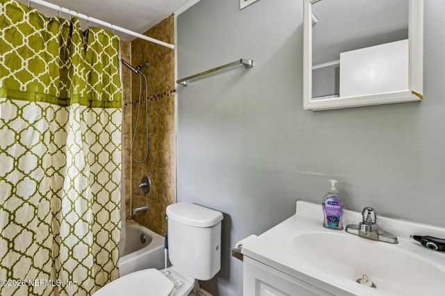 7086 QUEEN OF HEARTS Court, Jacksonville, FL 32210