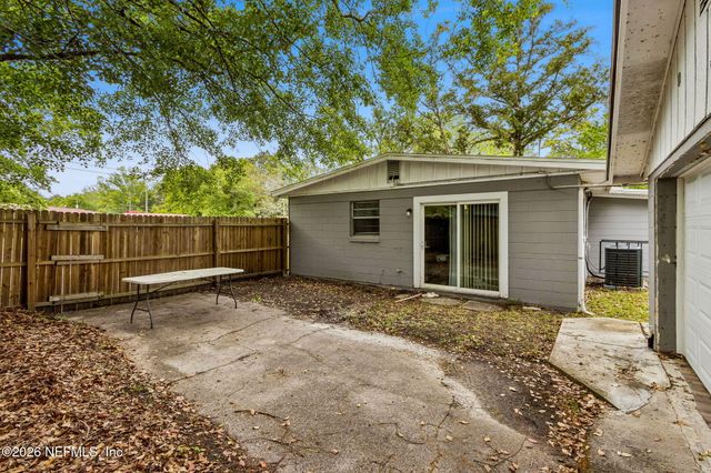 7086 QUEEN OF HEARTS Court, Jacksonville, FL 32210