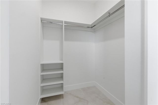 921 NE 15TH ST, Cape Coral, FL 33909