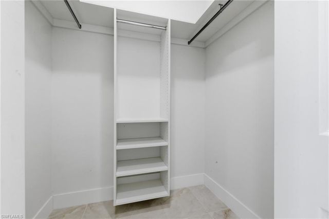 921 NE 15TH ST, Cape Coral, FL 33909