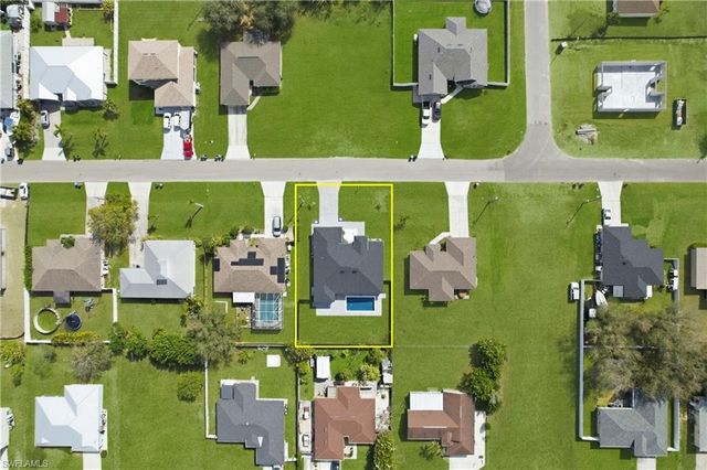 921 NE 15TH ST, Cape Coral, FL 33909