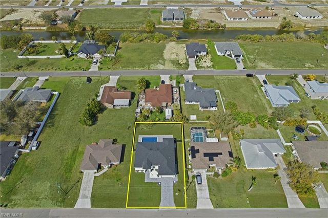 921 NE 15TH ST, Cape Coral, FL 33909