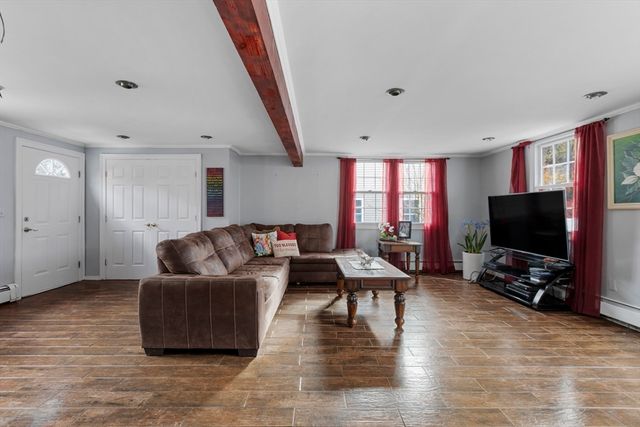 25 Prospect St, Ashland, MA 01721