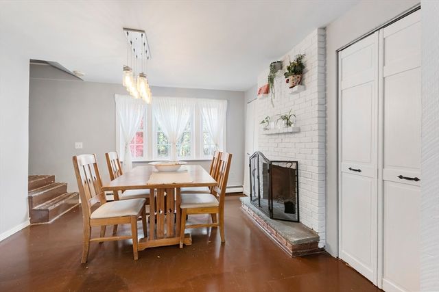 25 Prospect St, Ashland, MA 01721