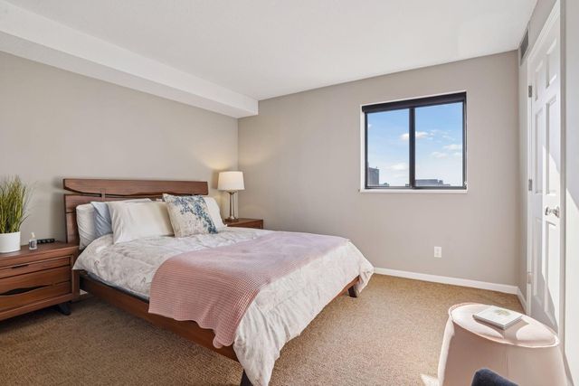 78 10th Street E 1010, Saint Paul, MN 55101