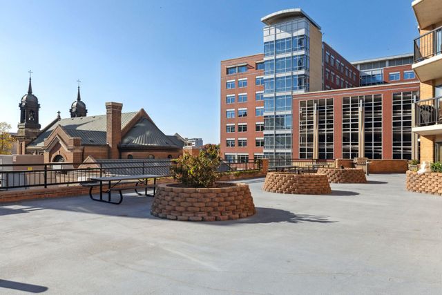 78 10th Street E 1010, Saint Paul, MN 55101