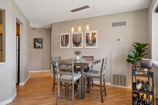 78 10th Street E 1010, Saint Paul, MN 55101